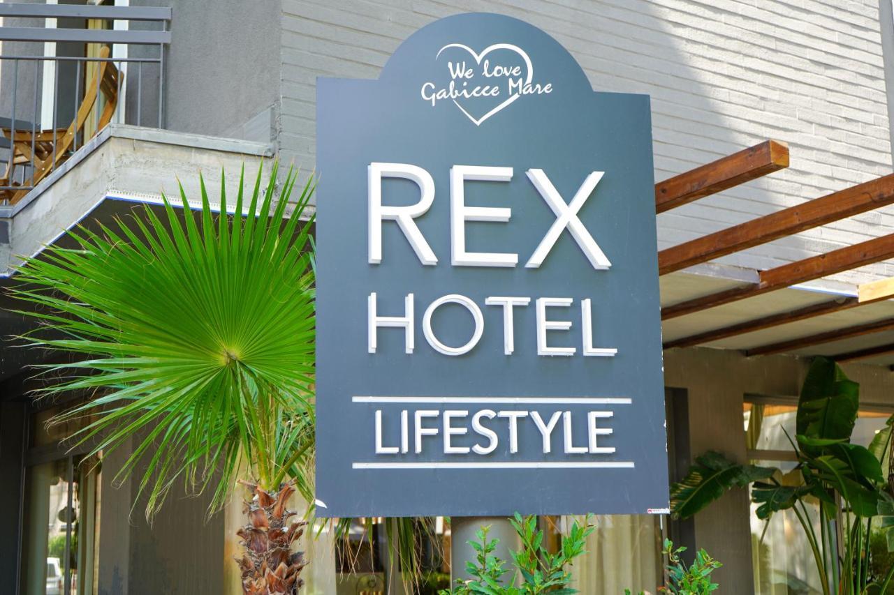 Hotel Rex Габиче Маре Екстериор снимка