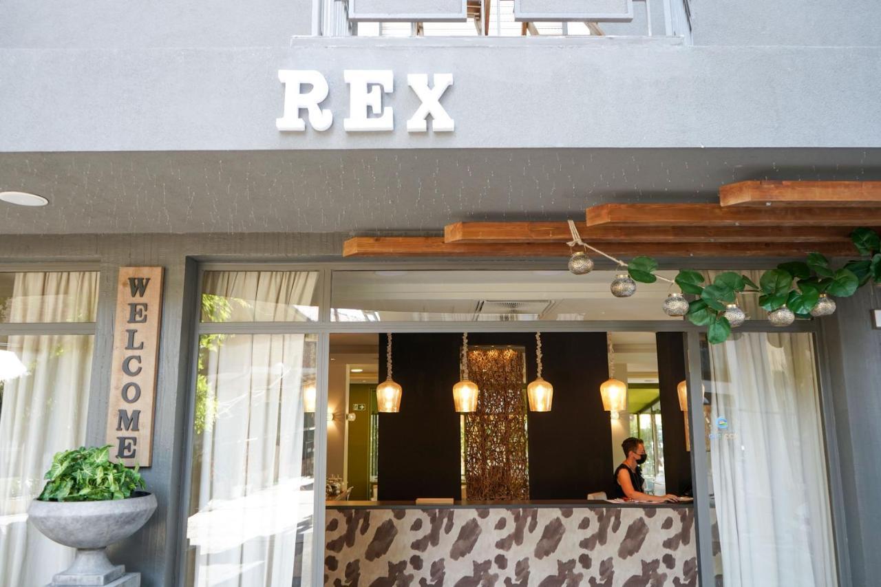 Hotel Rex Габиче Маре Екстериор снимка